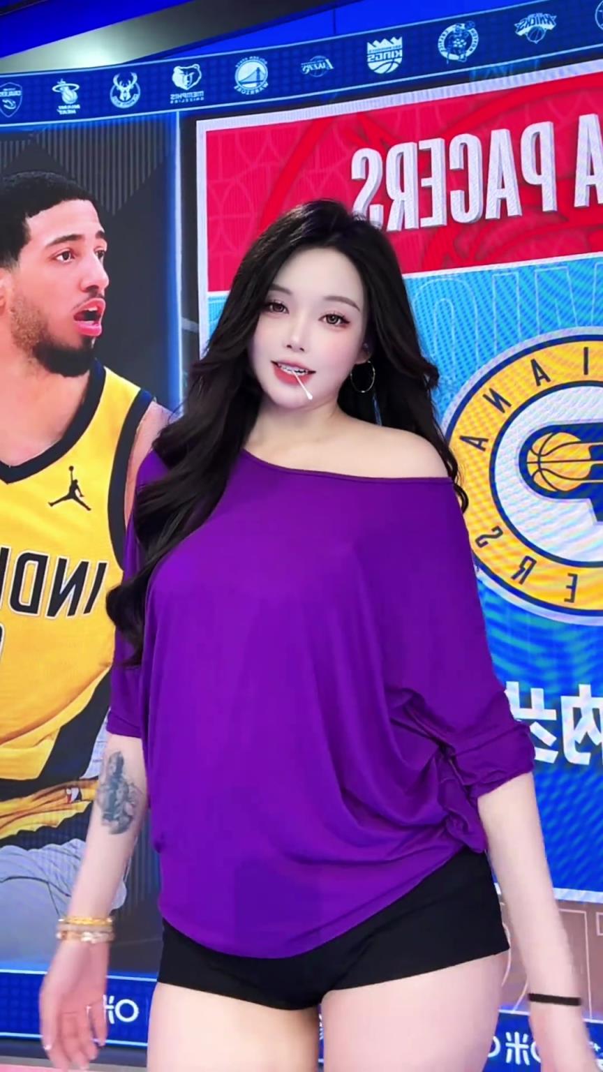 美女主播小太陽：年輕的將軍意氣風(fēng)發(fā)！ 哈利伯頓強(qiáng)的可怕